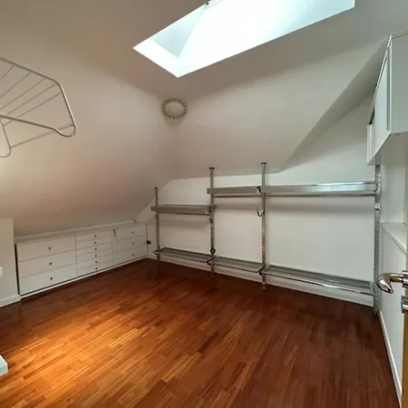 Penthouse Mimose شقة
